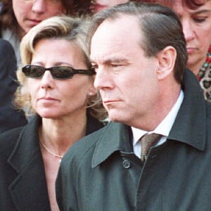 Claire Chazal et Xavier Couture à Paris - Archives 2003