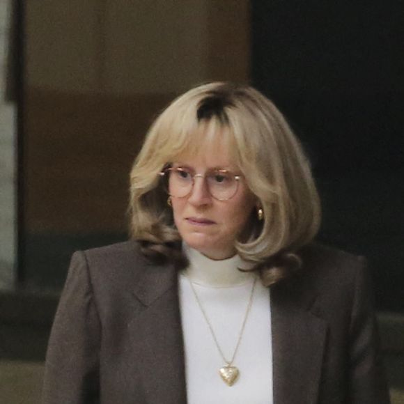 Exclusif - Sarah Paulson sur le tournage de la série "American Crime Story : Impeachment" à Los Angeles, le 26 avril 2021.