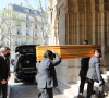 Arrivées aux obsèques de Yves Rénier en l'église Saint-Pierre de Neuilly-sur-Seine. Le 30 avril 2021