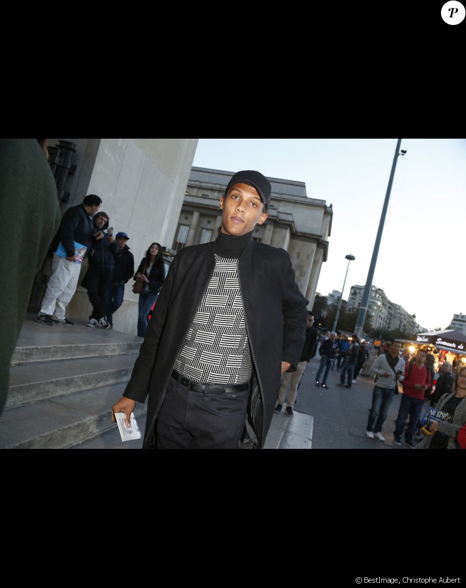 Le chanteur Stromae - Défilé de mode "Kenzo" collection prêt-à-porter Printemps-Eté 2017 lors de la Fashion Week de Paris à la Cité de l'architecture et du patrimoine au Trocadéro à Paris, France, le 4 octobre 2016. © Christophe Aubert via Bestimage