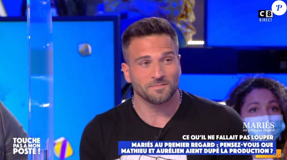 Aurélien et Mathieu de "Mariés au premier regard 2021" reviennent sur les rumeurs de couple, dans "Touche pas à mon poste", le 4 mai, sur C8