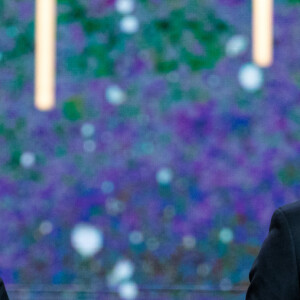 Jean Dujardin - George Clooney reçoit un César d'honneur à la 42ème cérémonie des César à la salle Pleyel à Paris le 24 février 2017. © Olivier Borde / Dominique Jacovides / Bestimage