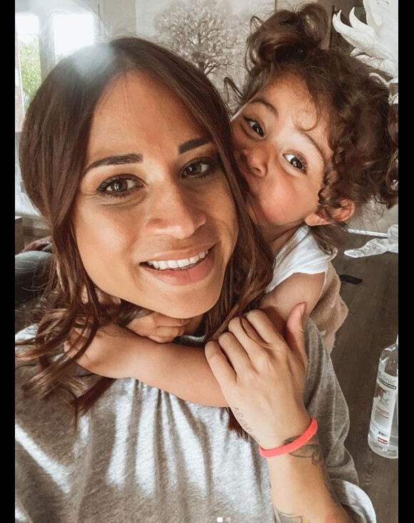 Cécilia Siharaj complice avec sa fille Sway, mai 2021