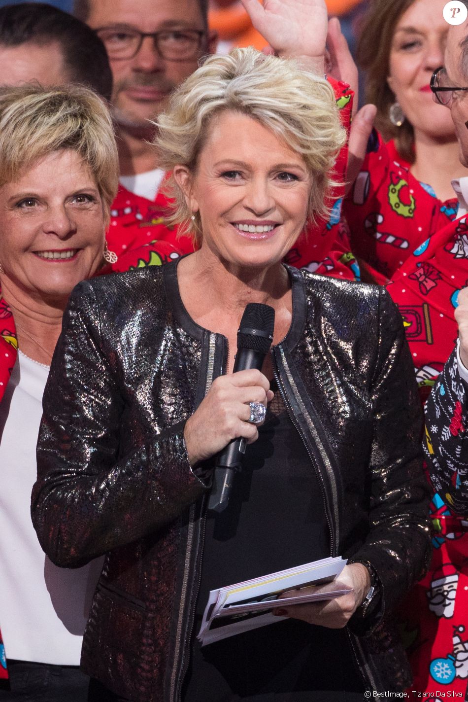 Sophie Davant - Deuxième jour de la 33ème édition du Téléthon au Parc de la Villette à Paris le 7 décembre 2019. © Tiziano Da Silva/Bestimage