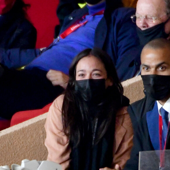 Tony Parker et Alizé Lim ont assisté à la rencontre de football opposant Monaco à Lyon au Stade Louis II de Monaco, le 2 mai 2021. © Bruno Bebert / Bestimage