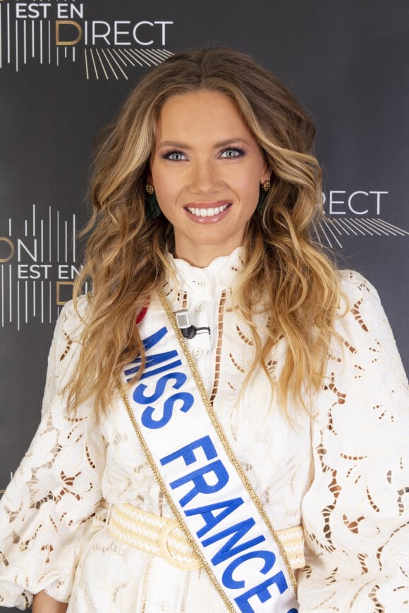 Exclusif - Amandine Petit (Miss France 2021) - En lice pour le concours de Miss Univers 2020, le 16 mai 2021 à Davie, en Floride (heure américaine) ©Jack Tribeca / Bestimage