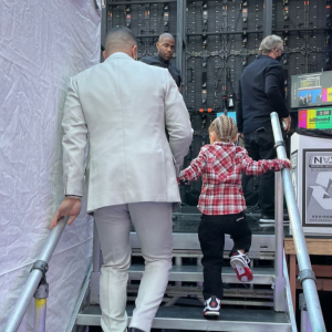 Drake et son fils Adonis aux Billboard Music Awards 2021, au Microsoft Theater. Los Angeles, le 23 mai 2021.