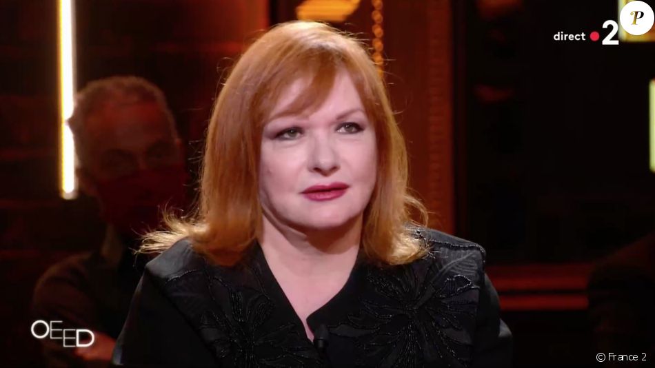 Catherine Jacob dans l'émission "On est en direct", sur France 2. Le 29 mai 2021.