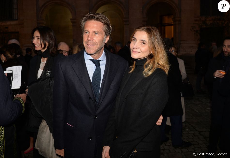 Le prince Emmanuel-Philibert de Savoie et sa femmme Clotilde Courau lors de la cérémonie d'installation de F.Mitterrand à l'académie des Beaux-Arts à Paris. © Veeren/Bestimage