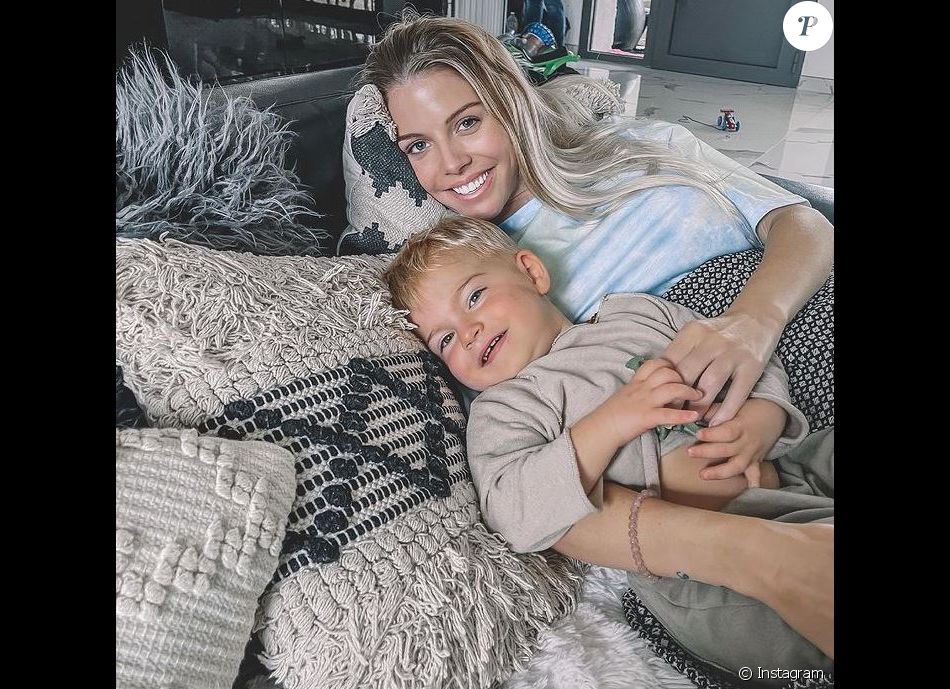 Jessica Thivenin avec son fils Maylone, le 31 mai 2021