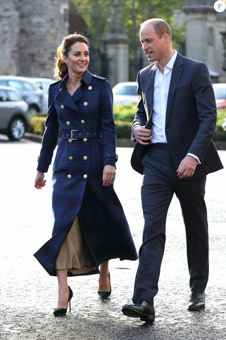 Le prince William, duc de Cambridge et Kate Catherine Middleton, duchesse de Cambridge, ont assisté à une projection du film "Cruella" dans un drive-in à Edimbourg, à l'occasion de leur tournée en Ecosse. Le 26 mai 2021
