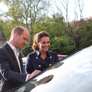 Le prince William, duc de Cambridge et Kate Catherine Middleton, duchesse de Cambridge, ont assisté à une projection du film "Cruella" dans un drive-in à Edimbourg, à l'occasion de leur tournée en Ecosse. Le 26 mai 2021