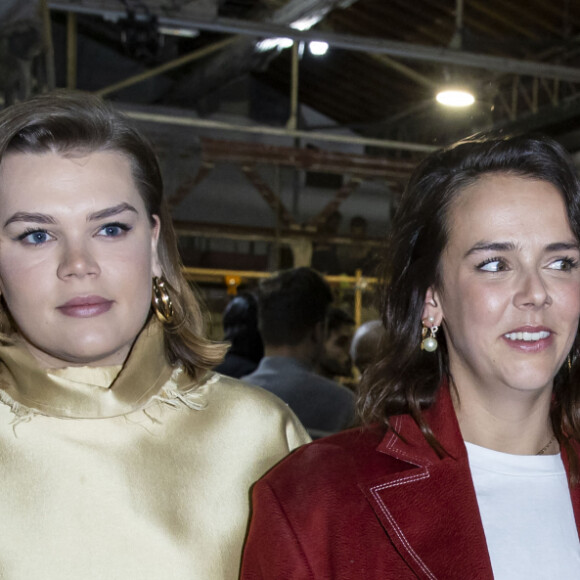 La princesse Stéphanie de Monaco et ses filles, Camille Gottlieb et la styliste Pauline Ducruet lors du défilé de mode prêt-à-porter "Alter" automne-hiver 2020/2021 lors de la semaine de la mode à Paris, France, le 25 février 2020. © Olivier Borde/Bestimage