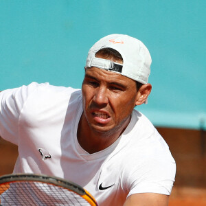 Rafael Nadal s'entraine lors de l'ATP Master 1000 de Madrid, Espagne, le 1er mai 2021. © Oscar J. Barroso/Zuma Press/Bestimage 