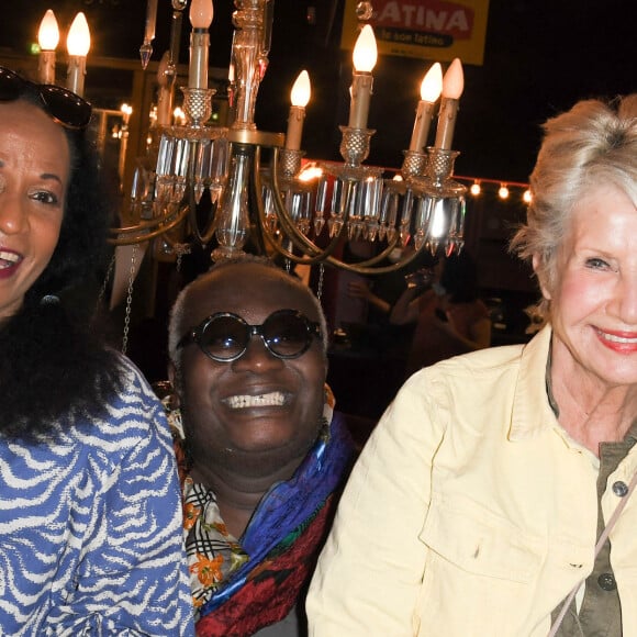 Vincent McDoom, Magloire Delcros-Varaud et Danièle Gilbert - People à la première du spectacle "Soy de Cuba, Viva la Vida !" au Casino de Paris. Le 3 juin 2021 © Coadic Guirec / Bestimage