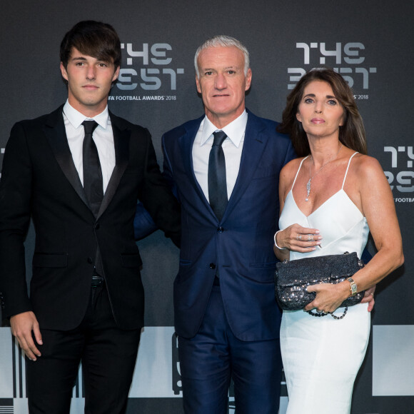 Didier Deschamps, sa femme Claude et leur fils Dylan - Les célébrités arrivent à la cérémonie des Trophées Fifa 2018 au Royal Festival Hall à Londres, Royaume Uni, le 25 septembre 2018. © Cyril Moreau/Bestimage 