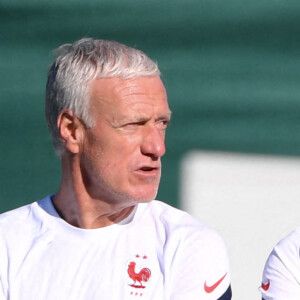 Didier Deschamps et Guy Stephan - Entraînement de l'équipe de France de football au Centre National du Football à Clairefontaine le 31 mai 2021. © Anthony Bibard/FEP/ Panoramic / Bestimage 