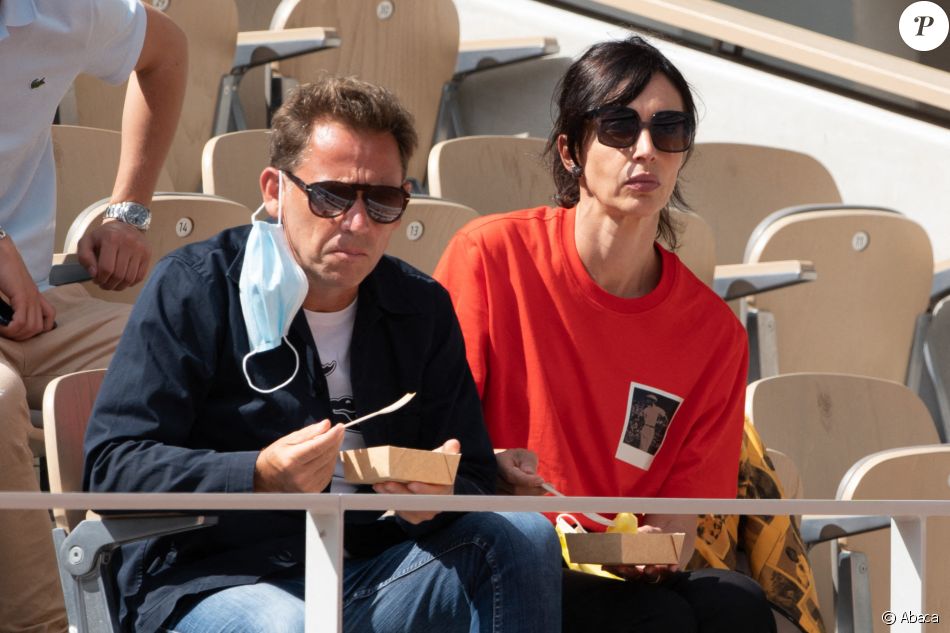 Géraldine Maillet et son compagnon Daniel Riolo - Tribunes lors des internationaux de France de tennis de Roland-Garros 2021 à Paris, le 6 juin 2021. @ Laurent Zabulon/ABACAPRESS.COM