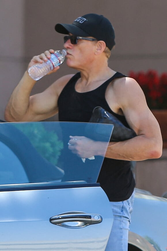 Jean-Claude Van Damme, arrive à un déjeuner à Beverly Hills le 10 juillet 2020.