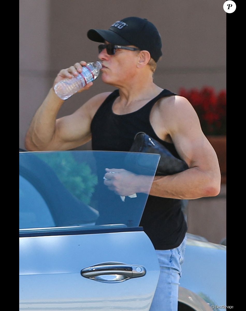Jean-Claude Van Damme, arrive à un déjeuner à Beverly Hills le 10 juillet 2020.