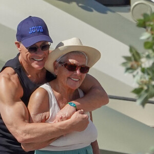 Jean Claude Van Damme et sa maman Eliana à Gustavia à St-Barthélemy. Le 23 décembre 2020. @ABCAPRESS.COM