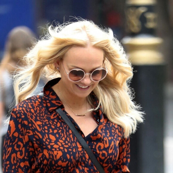 Emma Bunton dans les rues de Londres alors qu'elle se rend à la station de radio Global, le 21 juin 2019.