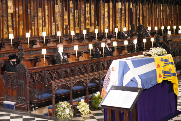 La reine Elisabeth II d'Angleterre - Funérailles du prince Philip, duc d'Edimbourg à la chapelle Saint-Georges du château de Windsor, Royaume Uni, le 17 avril 2021.