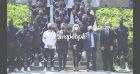 Brigitte et Emmanuel Macron à Clairefontaine : avant l'Euro 2021, joyeuses retrouvailles avec les Bleus