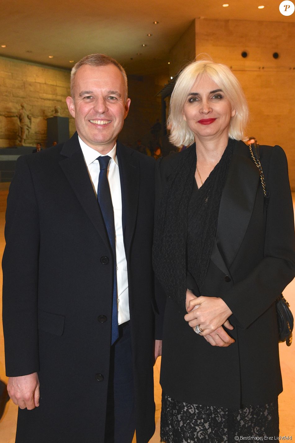 François de Rugy, ministre de la Transition Ecologique et Solidaire et sa femme Severine Servat lors du 34ème dîner du Conseil représentatif des institutions juives de France (CRIF) au Carrousel du Louvre à Paris, FRance, le 20 février 2019. © Erez Lichtfeld/Bestimage