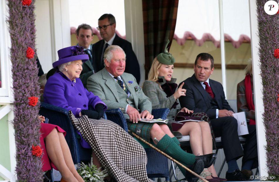 La reine Elisabeth II d'Angleterre, le prince Charles, Autumn Phillips et son mari Peter Phillips lors du "Braemar Highland Gathering" en Ecosse. Le 7 septembre 2019