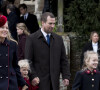 Peter Phillips et sa femme Autumn Phillips avec leurs enfants Isla et Savannah - La famille royale d'Angleterre arrive à la messe de Noël à l'église Sainte-Marie-Madeleine à Sandringham, le 25 décembre 2017.
