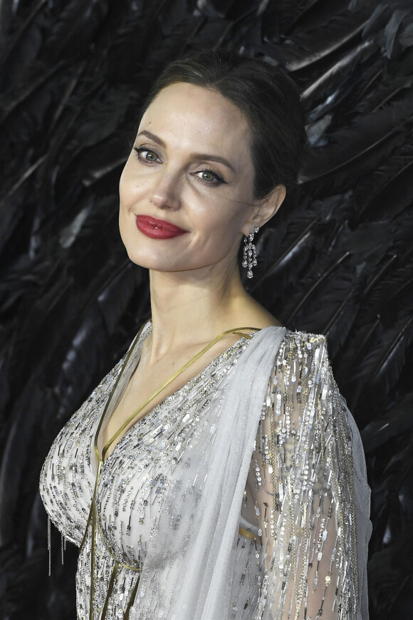 Angelina Jolie - Les célébrités assistent à la première de "Maléfique : Le Pouvoir du Mal" à Londres, le 9 octobre 2019.