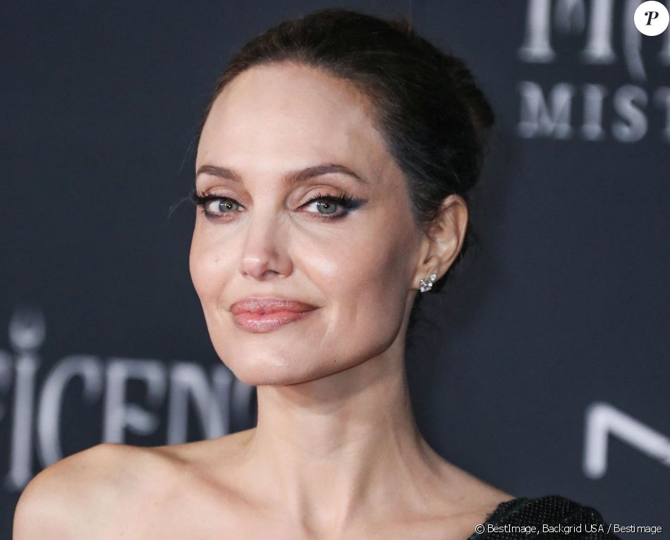 Angelina Jolie à la première de Maleficent: Mistress of Evil au théâtre El Capitan dans le quartier de Hollywood à Los Angeles, le 30 septembre 2019