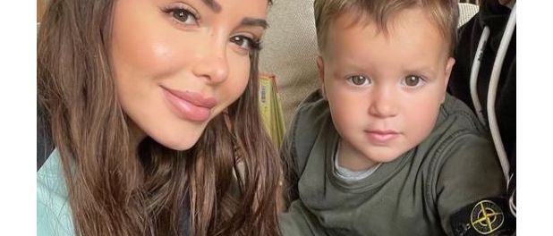 Nabilla soulagée : premières images de Milann après son hospitalisation, adorable docteur
