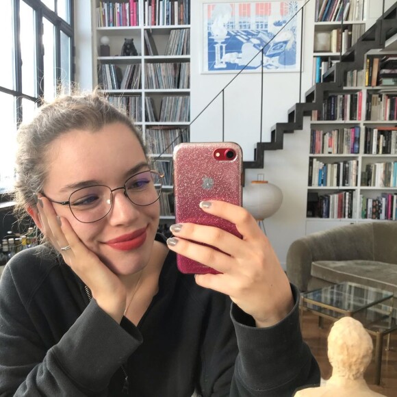 Angelica, fille de Philippe Zdar et Aure Atika sur Instagram.