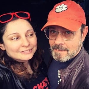 James Michael Tyler et sa femme sur une photo postée le 6 mai 2018.