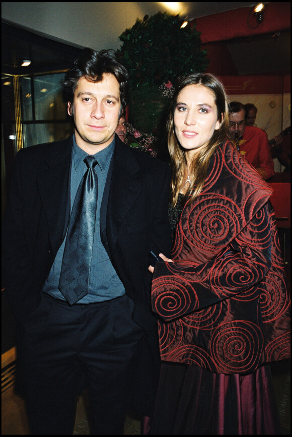 Laurent Gerra et Mathilde Seigner - soirée des Cesar en 2000 à Paris. 