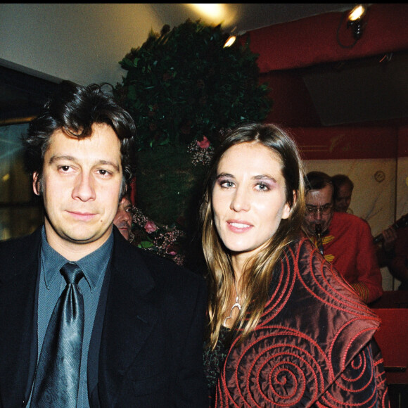 Laurent Gerra et Mathilde Seigner - soirée des Cesar en 2000 à Paris. 