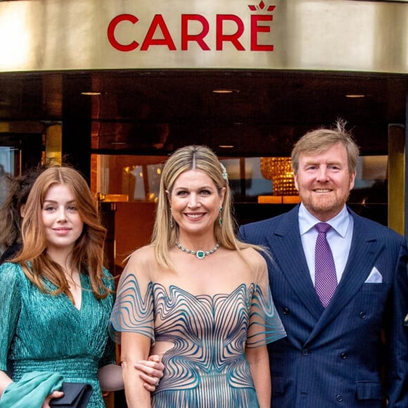 La reine Maxima et le roi Willem-Alexander des Pays-Bas, la princesse Amalia, la princesse Ariane et la princesse Alexia arrivant au théâtre Carre pour l'émission spéciale "Une vie pleine de musique" à l'occasion du 50 ème anniversaire de la reine qui aura lieu le 17 mai 2021 à Amsterdam. Amsterdam le 12 mai 2021