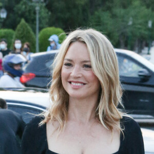 Virginie Efira - Arrivées au défilé de mode Dior Cruise 2022 au stade Panathenaic à Athènes. Le 17 juin 2021 © Aristidis Vafeiadakis / Zuma Press / Bestimage