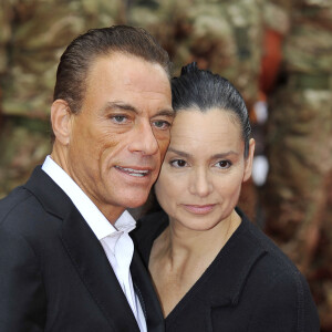 JEAN CLAUDE VAN DAMME ET SA FEMME GLADYS PORTUGUES - PREMIERE DU FILM "EXPENDABLES 2" A LONDRES. LE 14 AOUT 2012