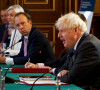 Le Premier ministre britannique Boris Johnson et Matt Hancock en réunion au bureau des Affaires étrangères et du Commonwealth à Londres, le 15 septembre 2020.
