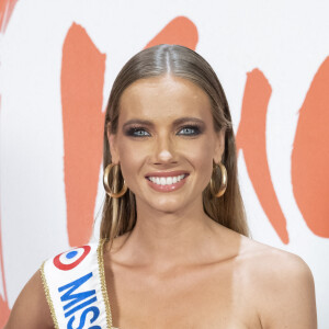 Amandine Petit (Miss France 2021) - Avant-première parisienne du film "Cruella" au cinéma Le Grand Rex à Paris, le 11 juin 2021. © Olivier Borde/Bestimage 