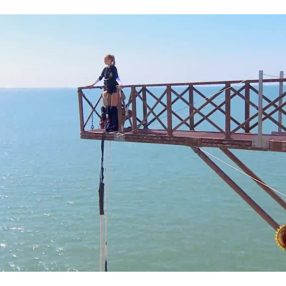 Amandine Petit dans l'émission "Fort Boyard" diffusé le 26 juin 2021.