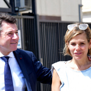 Christian Estrosi, le maire de Nice, et sa femme Laura Tenoudji Estrosi ont voté à Nice le 27 juin 2021 au collège Port Lympia, pour le second tour des élections régionales et départementales. © Bruno Bebert / Bestimage