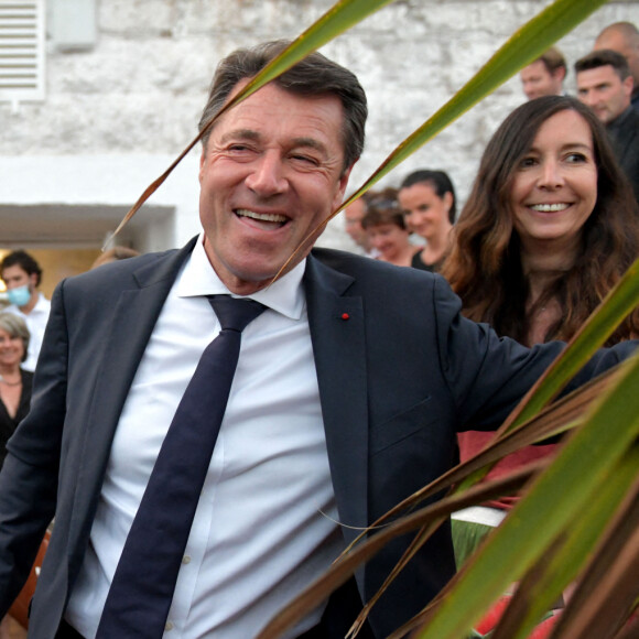 Exclusif - Christian Estrosi, le Maire de Nice, et sa fille Bianca à la soirée après les résultats du second tour des élections régionales et départementales, à Nice, le 27 juin 2021. Renaud Muselier a largement remporté l'élection régionale avec plus de 56% des votes, et tous les binômes des Alpes-Maritimes soutenus par Christian Estrosi ou les LR ont gagné face au RN. © Bruno Bebert/Bestimage