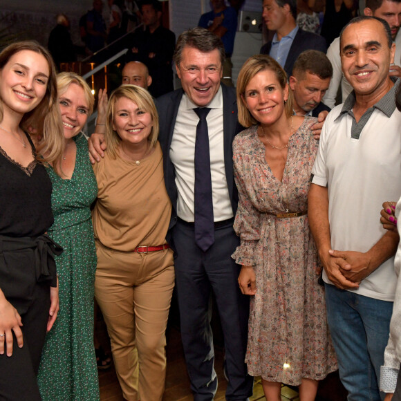 Exclusif - Christian Estrosi, le Maire de Nice, et sa femme Laura Tenoudji Estrosi, à la soirée après les résultats du second tour des élections régionales et départementales, à Nice, le 27 juin 2021. Renaud Muselier a largement remporté l'élection régionale avec plus de 56% des votes, et tous les binômes des Alpes-Maritimes soutenus par Christian Estrosi ou les LR ont gagné face au RN. © Bruno Bebert/Bestimage