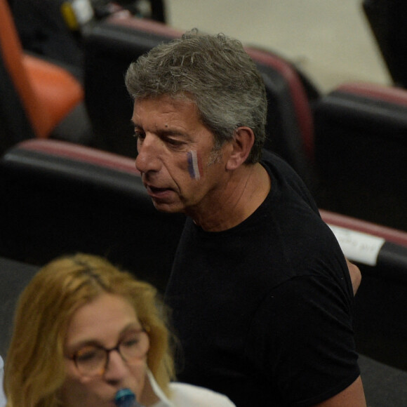 Michel Cymes a assisté au 8e de finale de l'Euro 2020 opposant la France à la Suisse au stade Arena Nationala. Bucarest, le 28 juin 2021. © Federico Pestellini / Panoramic / Bestimage