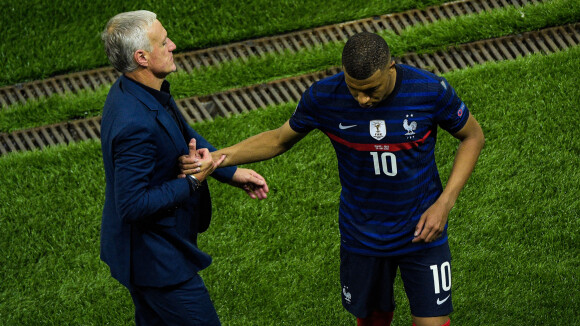 Kylian Mbappé très critiqué après la défaite des Bleus : Didier Deschamps vole à son secours