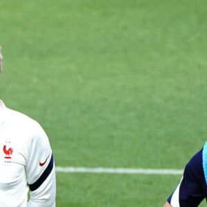 Didier Deschamps - Kylian Mbappe lors de l'entraînement de l'équipe de France de football à Nice, France, le 1er juin 2021. © Norbert Scanella/Panoramic/Bestimage